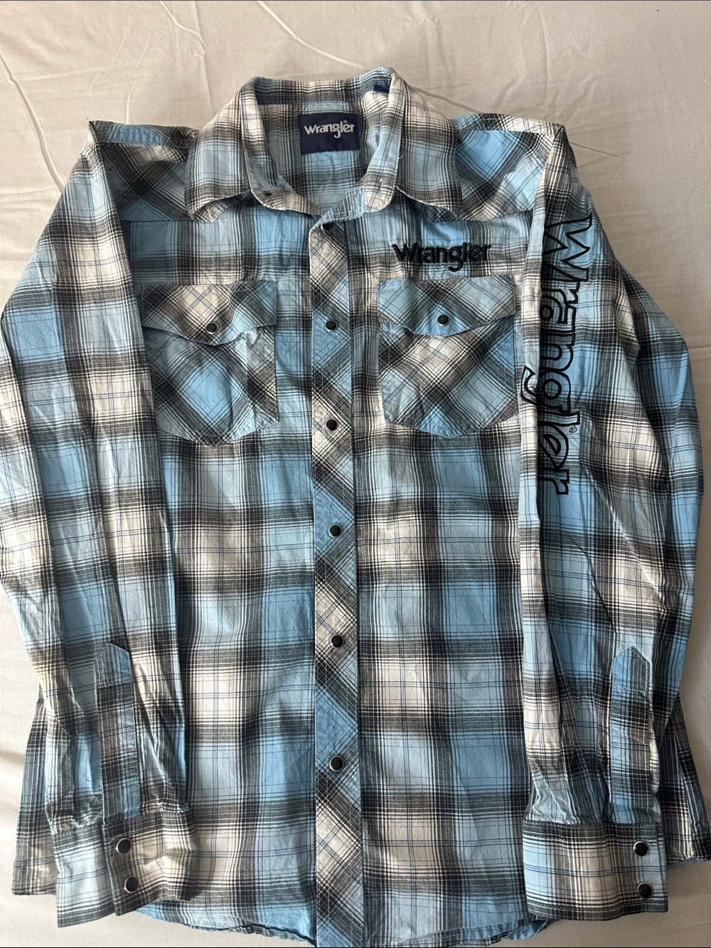 Wrangler Boys XL Button Snap Shirt With Sleeve Wrangler Stitching
